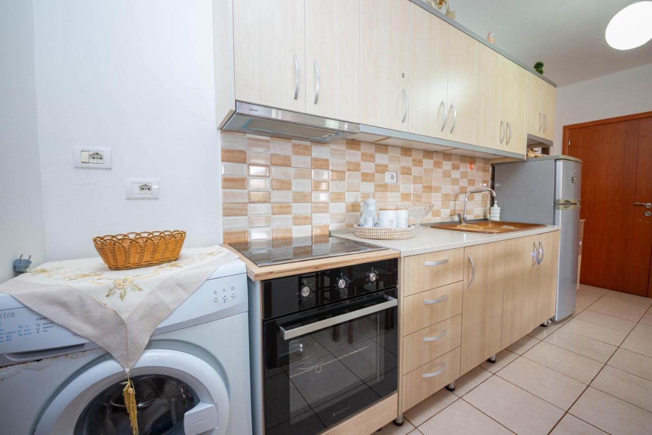 Emel Apartaments Ксамил Экстерьер фото