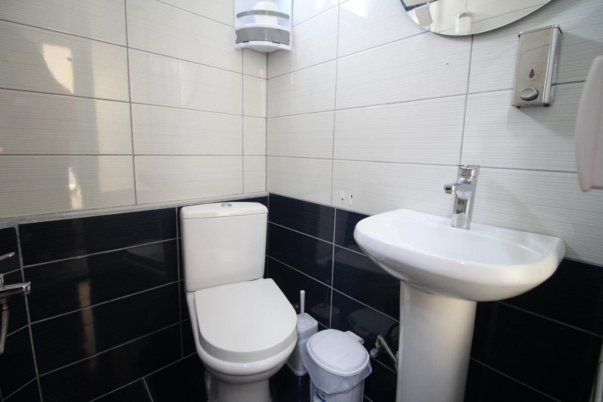 Emel Apartaments Ксамил Экстерьер фото